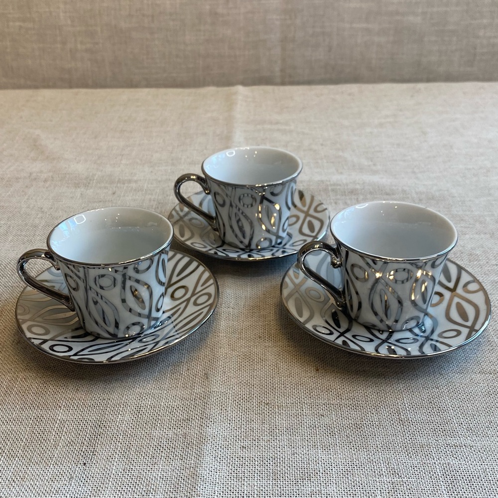 Ceramic espresso cup and saucer, silver and white, set if 3.